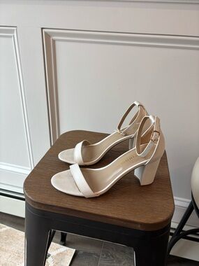 Women's Ankle-Strap Block Heel Sandals in White - Size 6.5